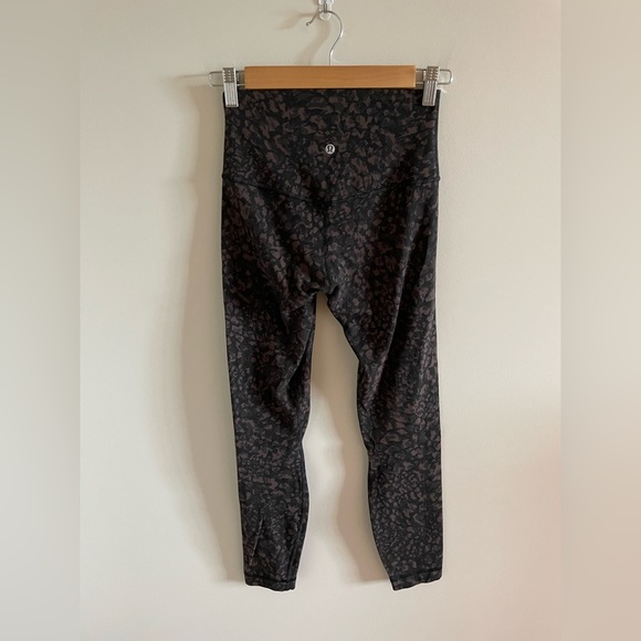 Lululemon set - Black and Brown Leggings & Sports Bra - Picture 7 of 15